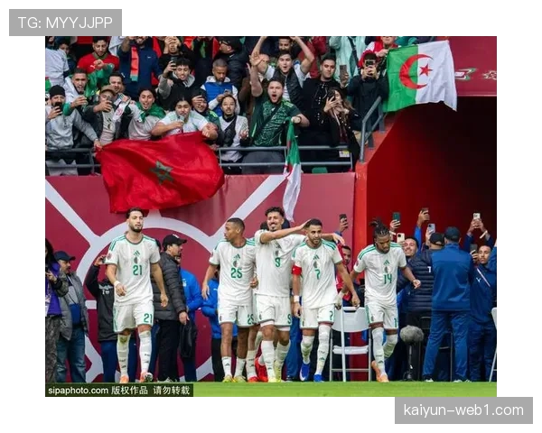 阿什拉夫内维斯复出训练 巴黎右路攻防即时补强